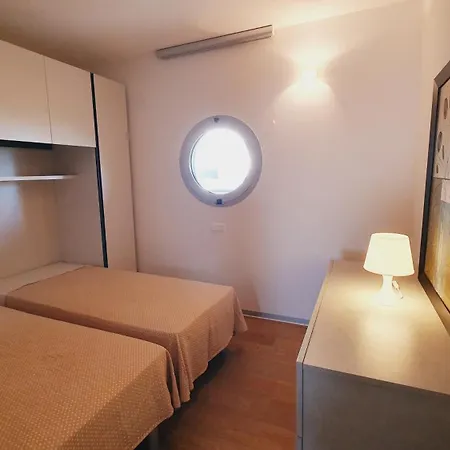 公寓 Torre Argonavis 利尼亚诺萨比亚多罗